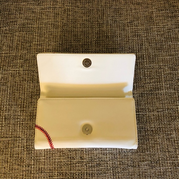 Oakland A’s Wallet - Picture 3 of 6